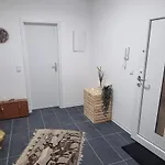 Apartamento Dattel City Fewo Fuer 4 Personen Privat-parkplatz 5g Wlan & 24/7 Kontakt *