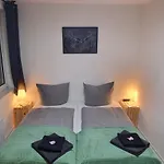 Apartamento Dattel City Fewo Fuer 4 Personen Privat-parkplatz 5g Wlan & 24/7 Kontakt Hanôver