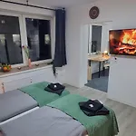 Apartamento Dattel City Fewo Fuer 4 Personen Privat-parkplatz 5g Wlan & 24/7 Kontakt Hanôver