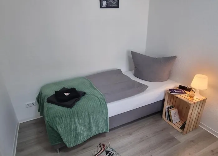 Dattel City Fewo Fuer 4 Personen Privat-parkplatz 5g Wlan & 24/7 Kontakt Apartment Hannover