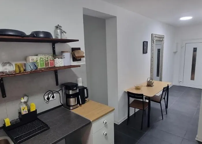 Dattel City Fewo Fuer 4 Personen Privat-parkplatz 5g Wlan & 24/7 Kontakt 公寓 汉诺威