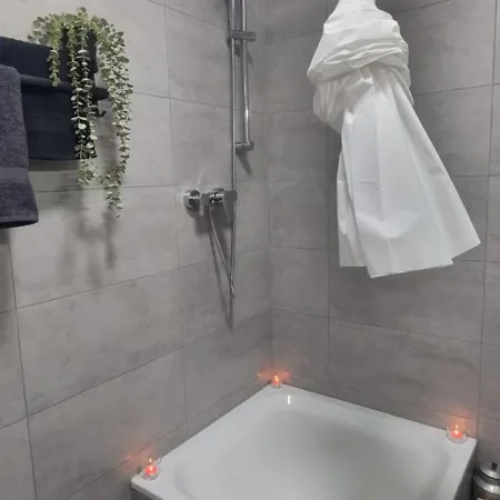 Apartament Dattel City Fewo Fuer 4 Personen Privat-parkplatz 5g Wlan & 24/7 Kontakt Hanower